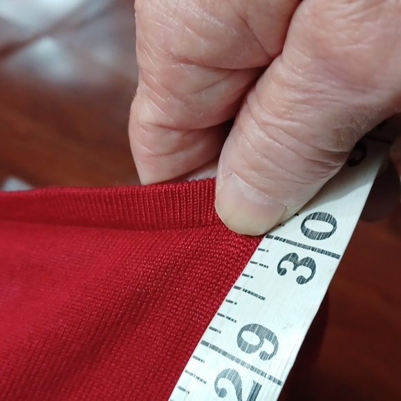 Torrid Womans Red Black Lace Knit Sweater sz 2‎ - Picture 9 of 9